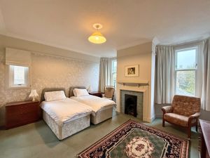 Photo 24- click for photo gallery